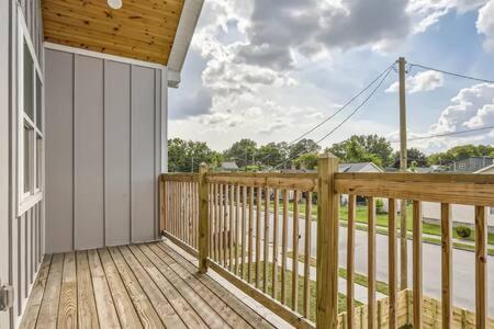 New Build 5 Min To Broadway Sleeps 10 Villa Nashville Dış mekan fotoğraf