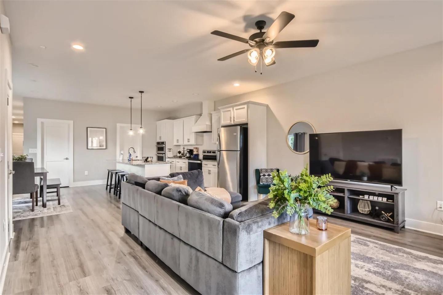 New Build 5 Min To Broadway Sleeps 10 Villa Nashville Dış mekan fotoğraf